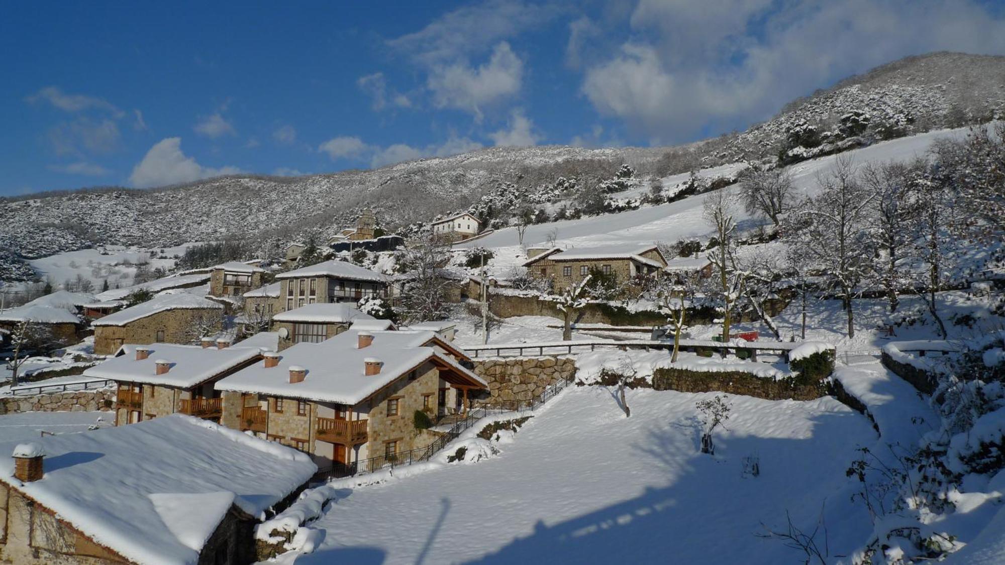 Casa Rural Los Llares Lerones Luaran gambar